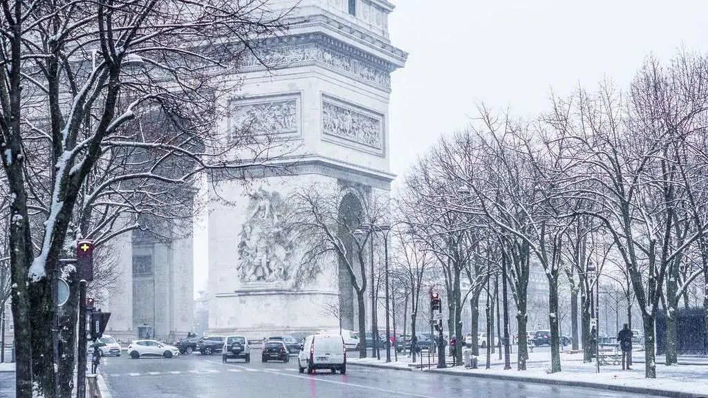 六年来最低温？法国34个省启动冰雪橙色预警，包括整个大巴黎！该如何应对寒冷天气？